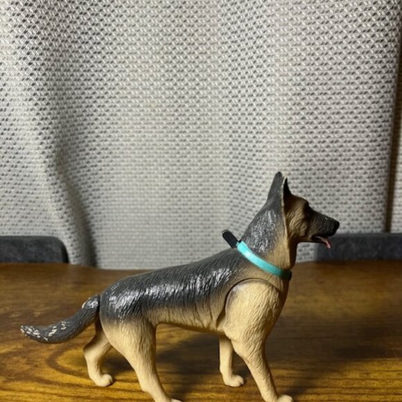 German Shepherd Dog "Show Champions Magic Motion Series" by Empire Vintage 1990s - Picture 4 of 6